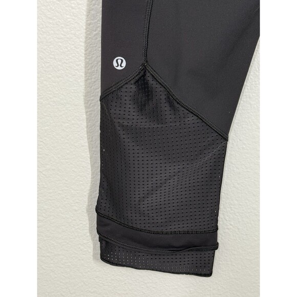 LULULEMON *RARE* Lab REPETITION CROP Mesh gold zipper Size 10 Solid Black Ruffle - Picture 5 of 13